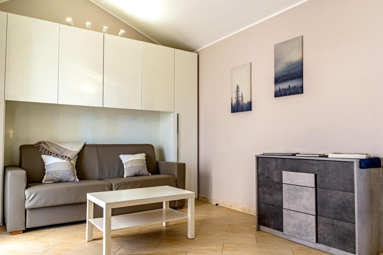 Villetta Desiderio Apartment Giardini Naxos Exteriör bild