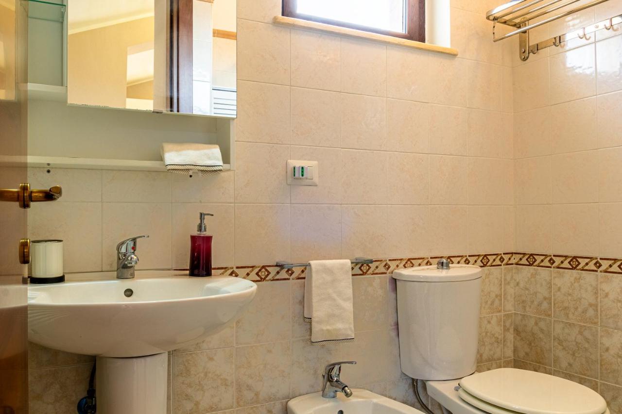 Villetta Desiderio Apartment Giardini Naxos Exteriör bild